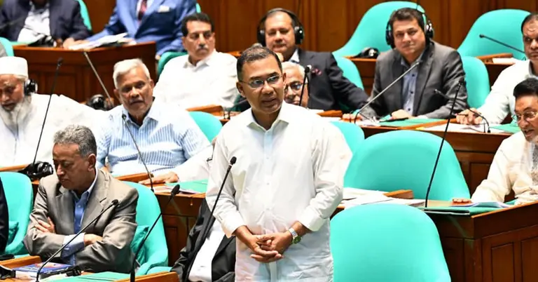 সংসদে বক্তব্য রাখছেন প্রধানমন্ত্রী তারেক রহমান